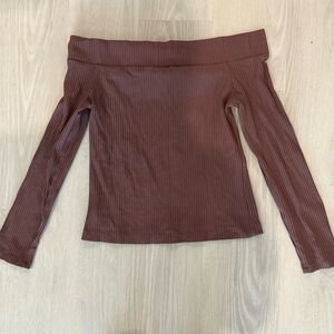 Aritzia Wilfred Mauve Off the Shoulder Top‎ Size Large